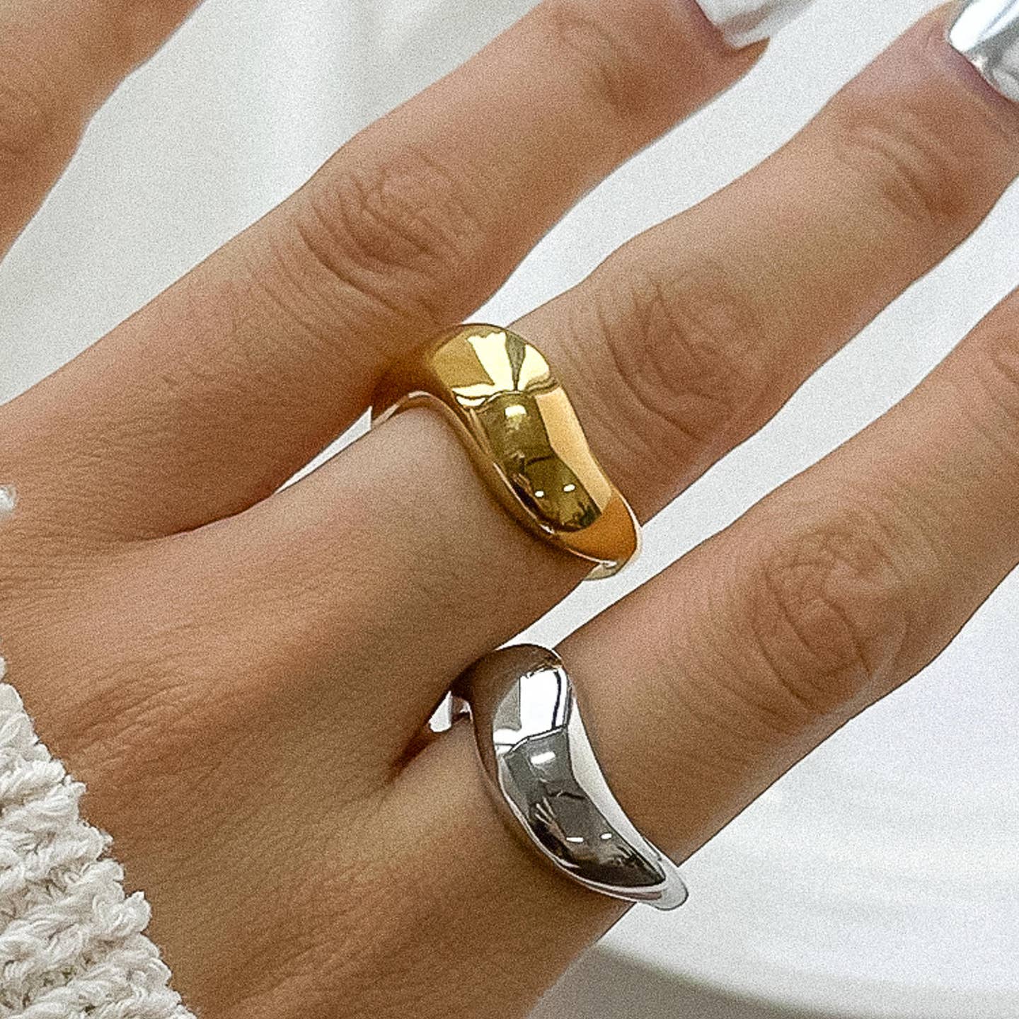 Erin Wavy Ring- Gold