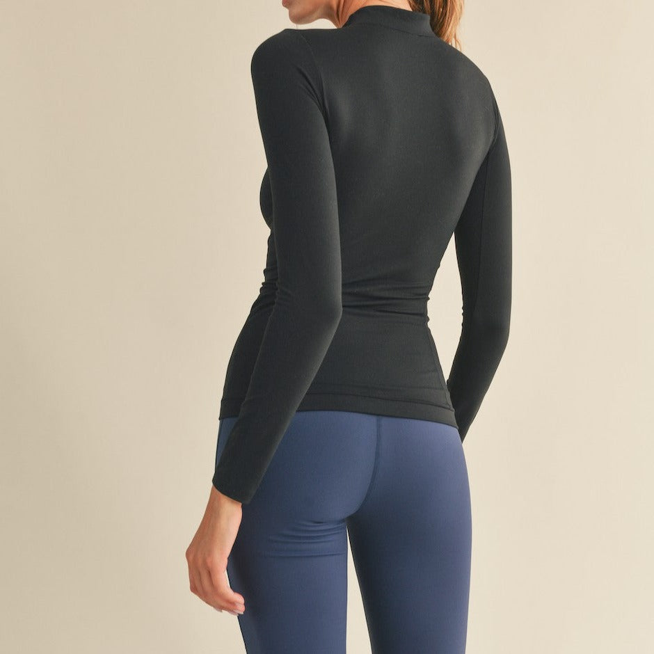 Buttery Zip Up- Black