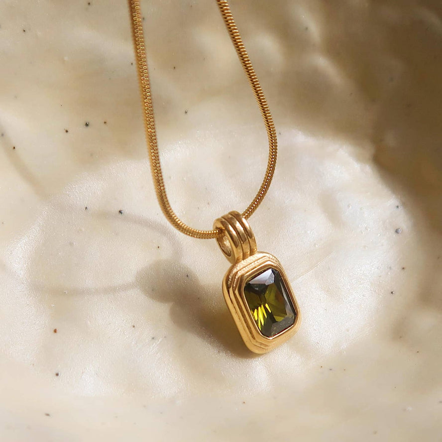 Sera Stone Necklace