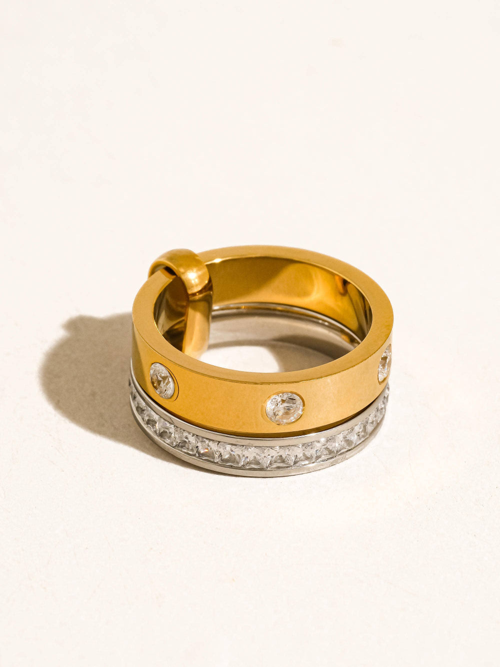 Greyson Band Ring
