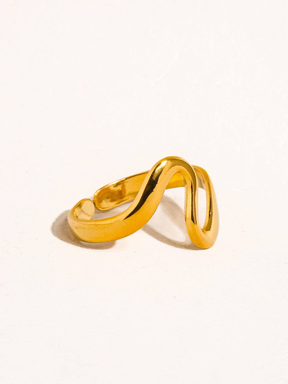 Arther Abstract Ring
