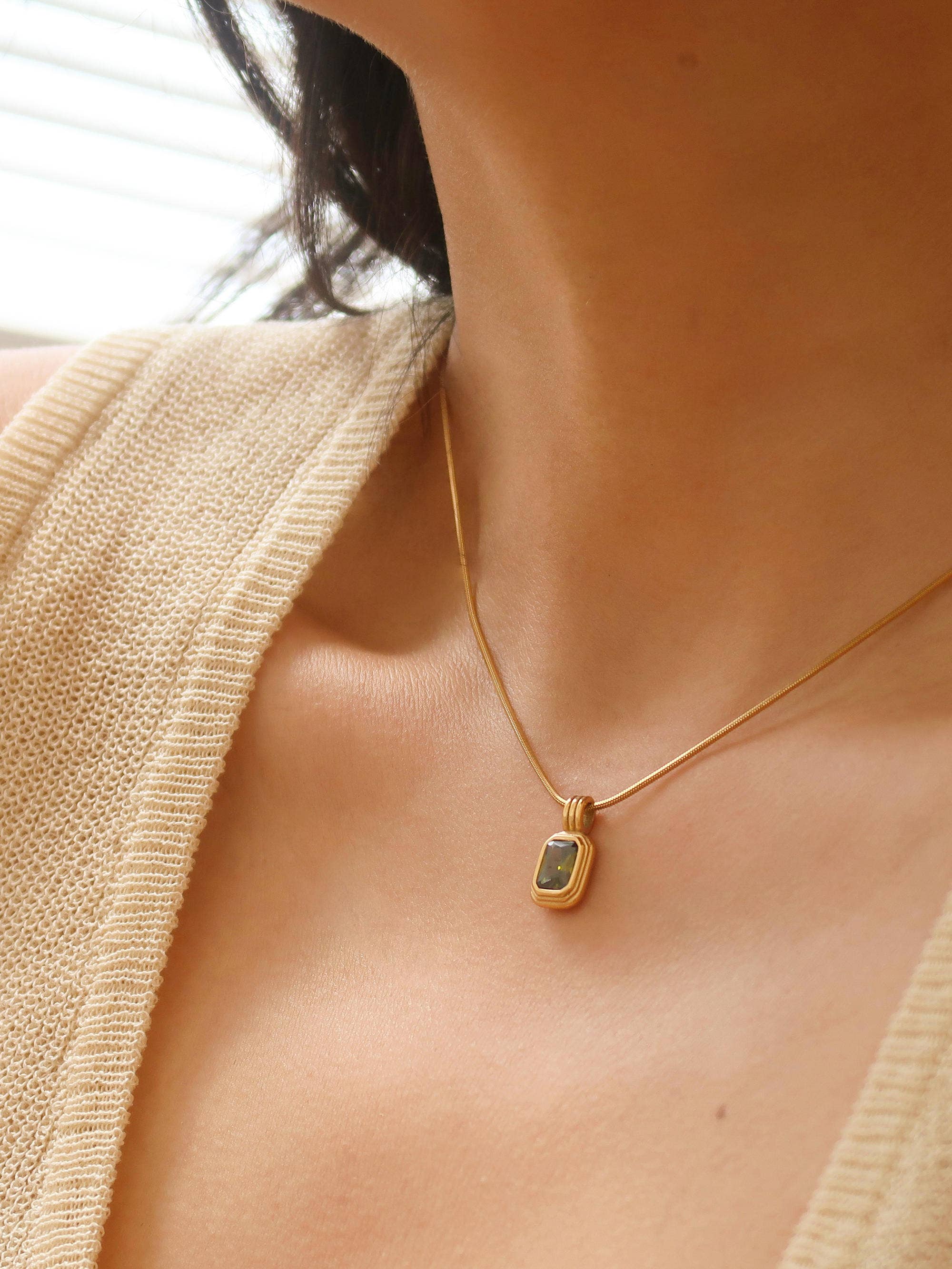 Maeve Necklace