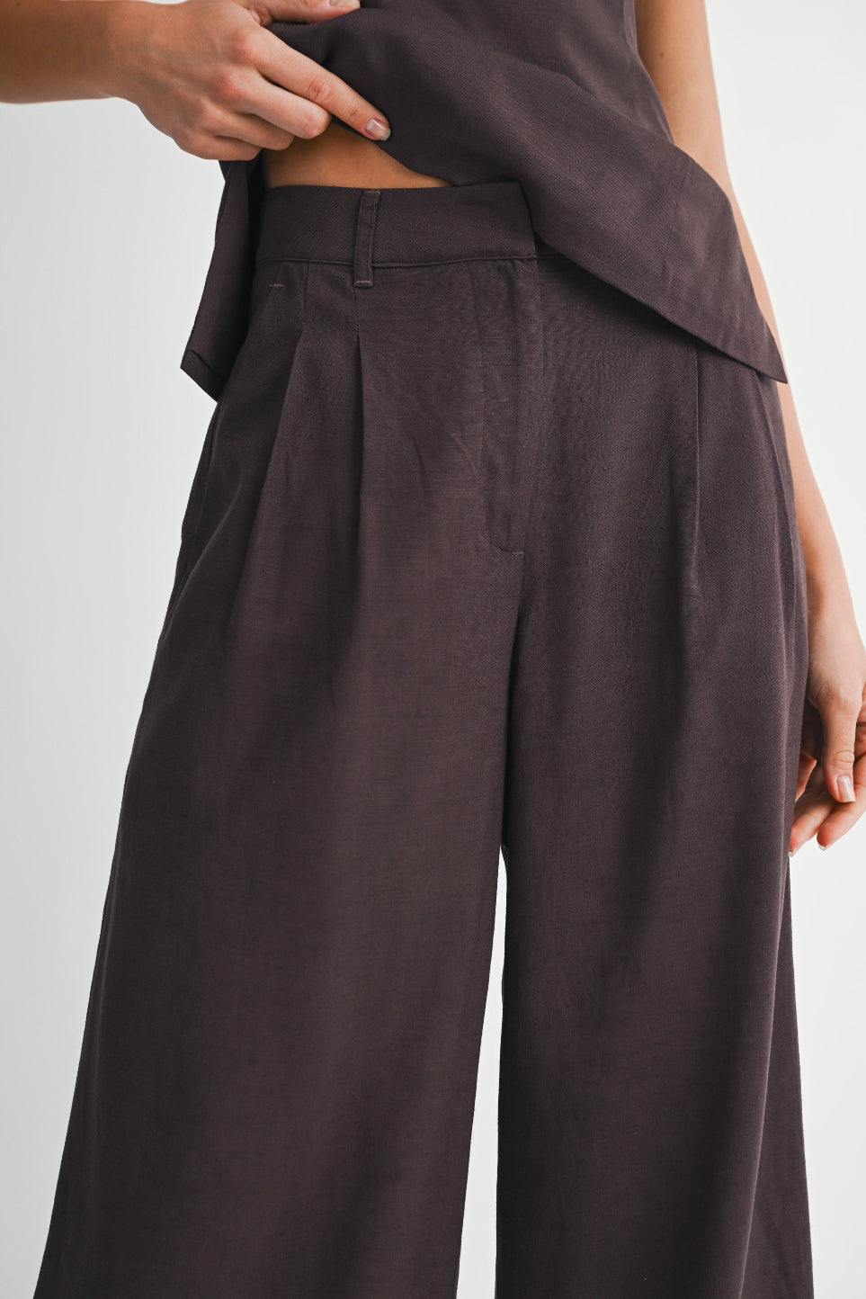Noa Linen Pant Set- Chocolate