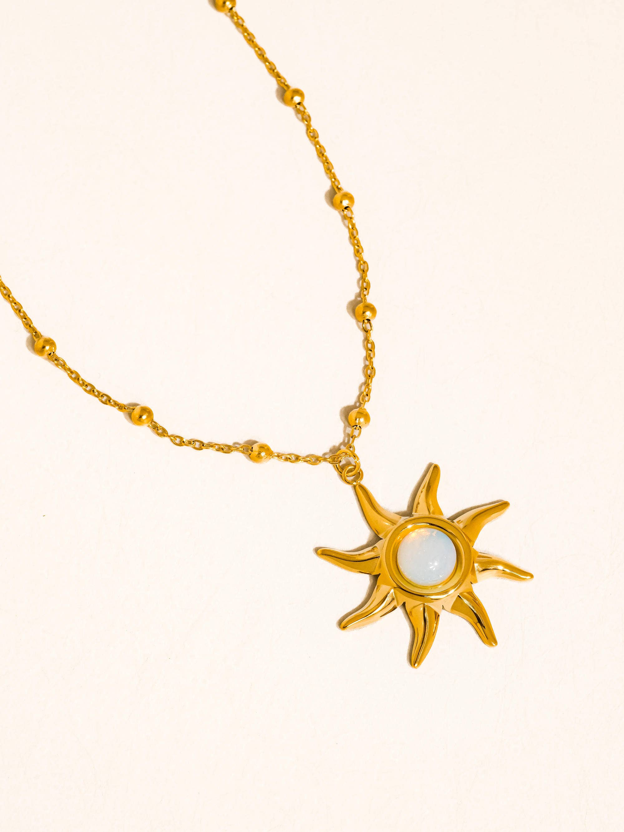 Astoria 18K Gold Non-Tarnish Sun Pendant Chain Necklace: Yellow Gold