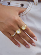 Eliza Ring