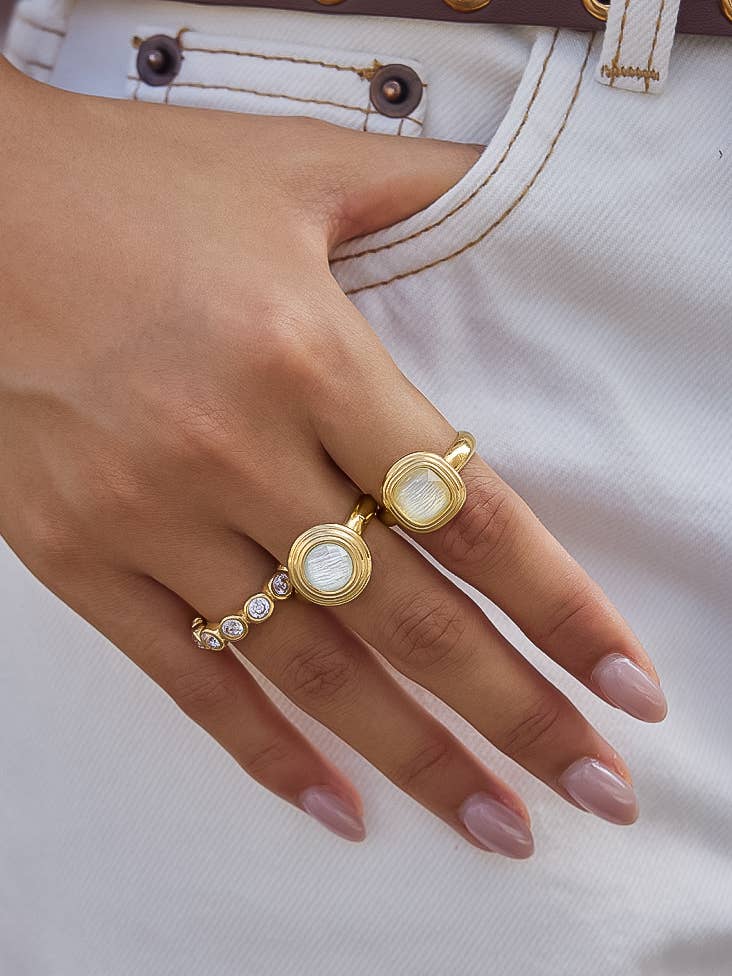 Eliza Ring
