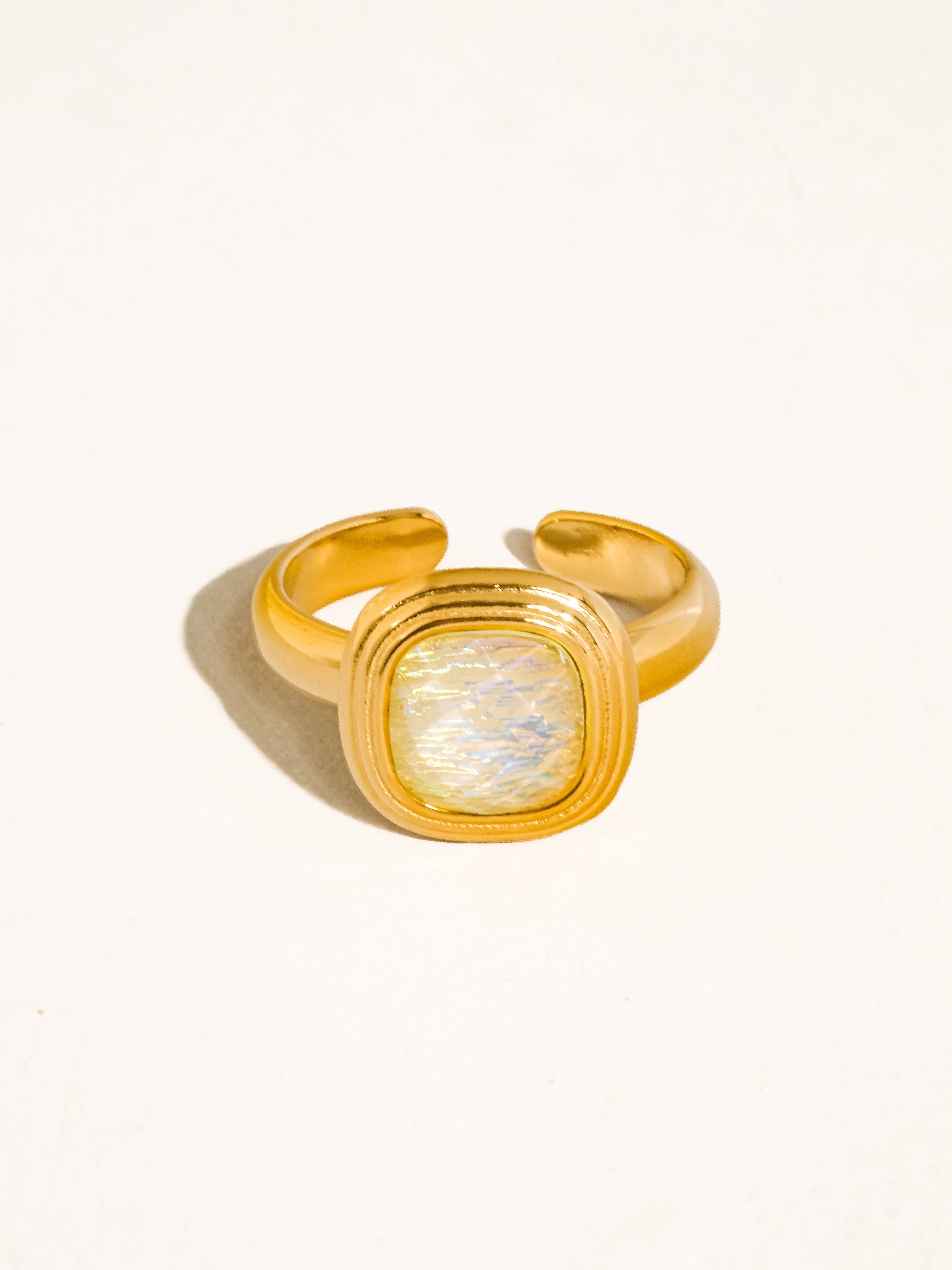 Eliza Ring