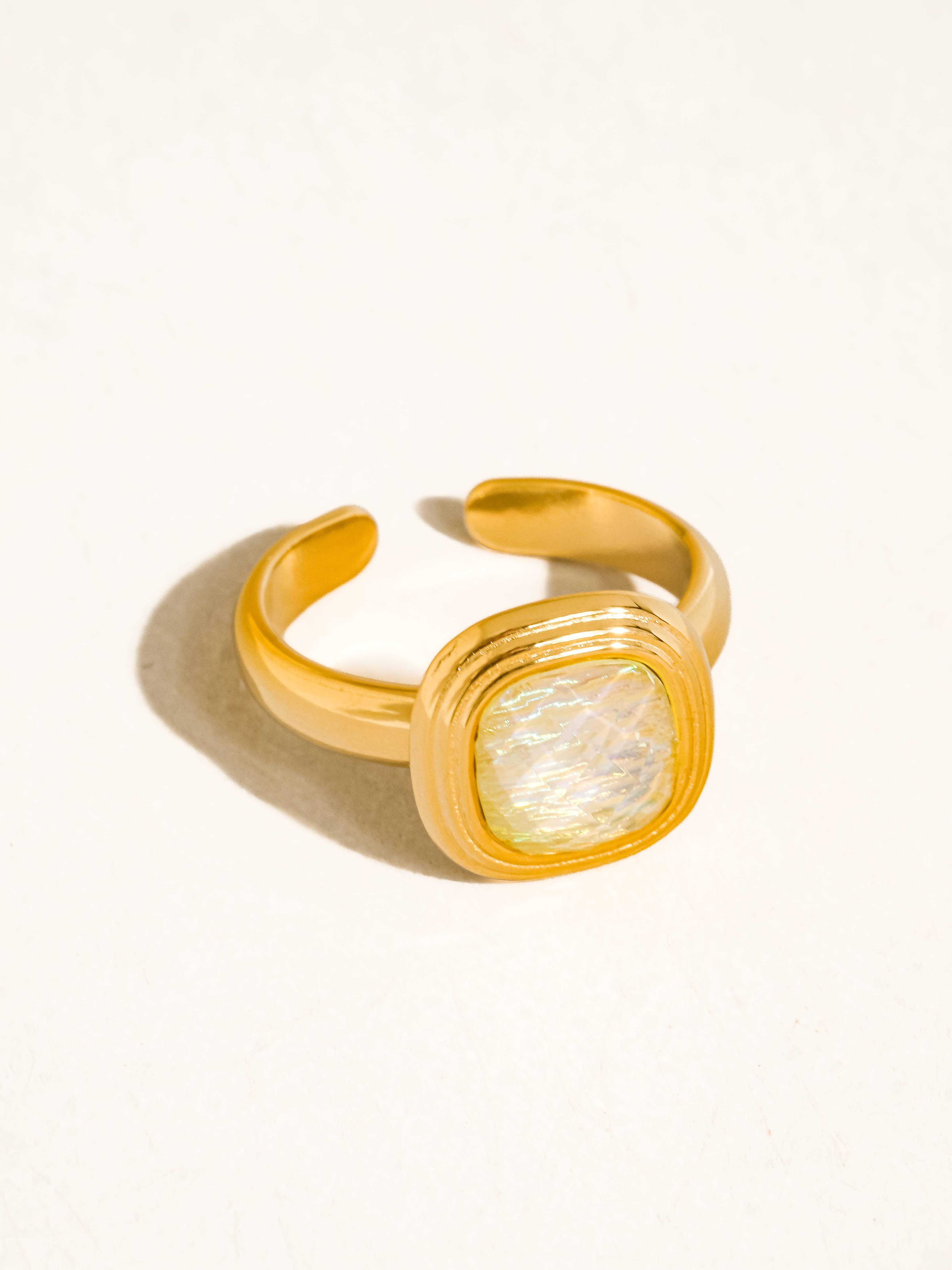 Eliza Ring