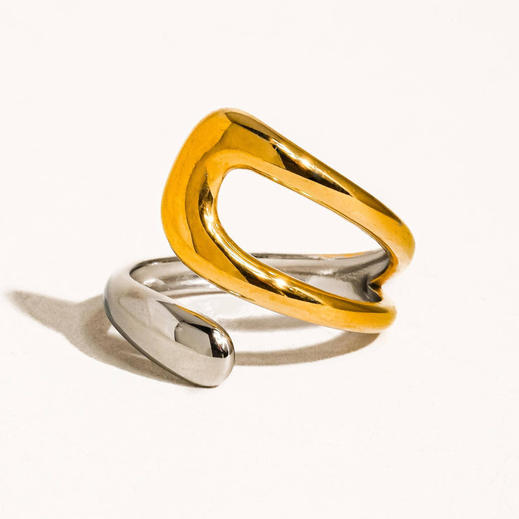 Vill Two Toned Ring