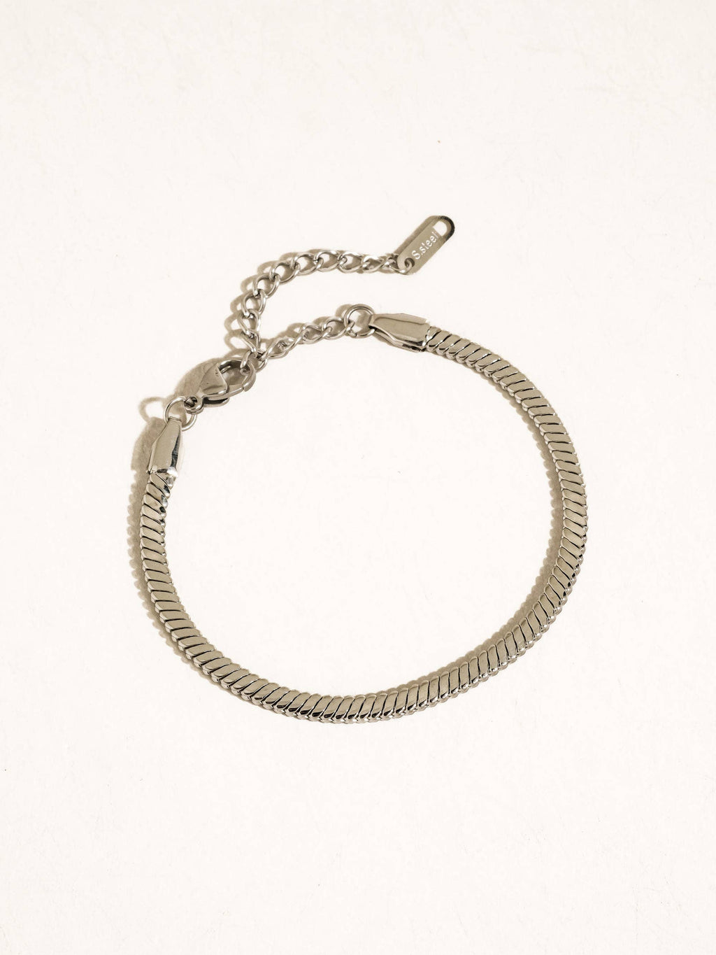 Levante Bracelet: Silver