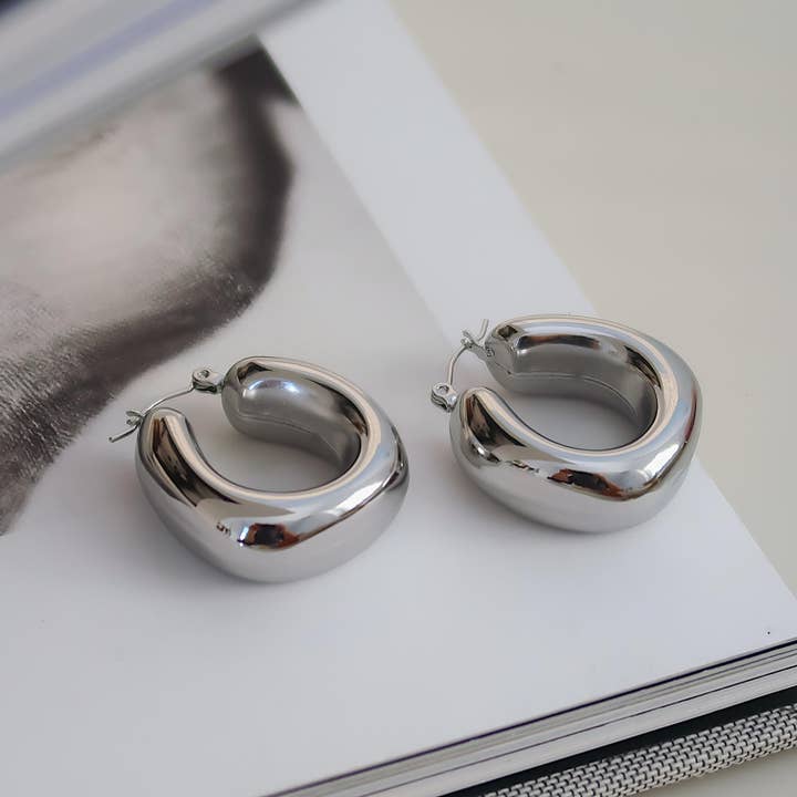 Hunter Earrings- Silver