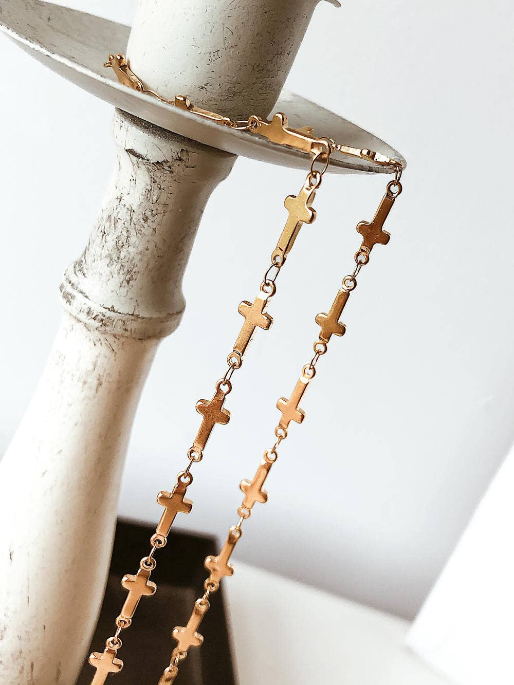 Dilara Cross Choker Necklace