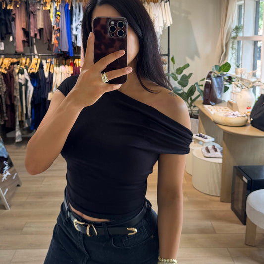 Falling Easy Top- Black