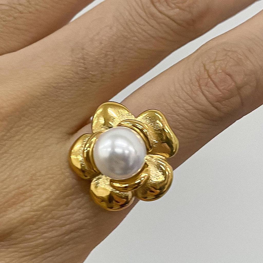 Flower Pearl Ring