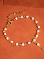 Windsor Pearl Hand Chain