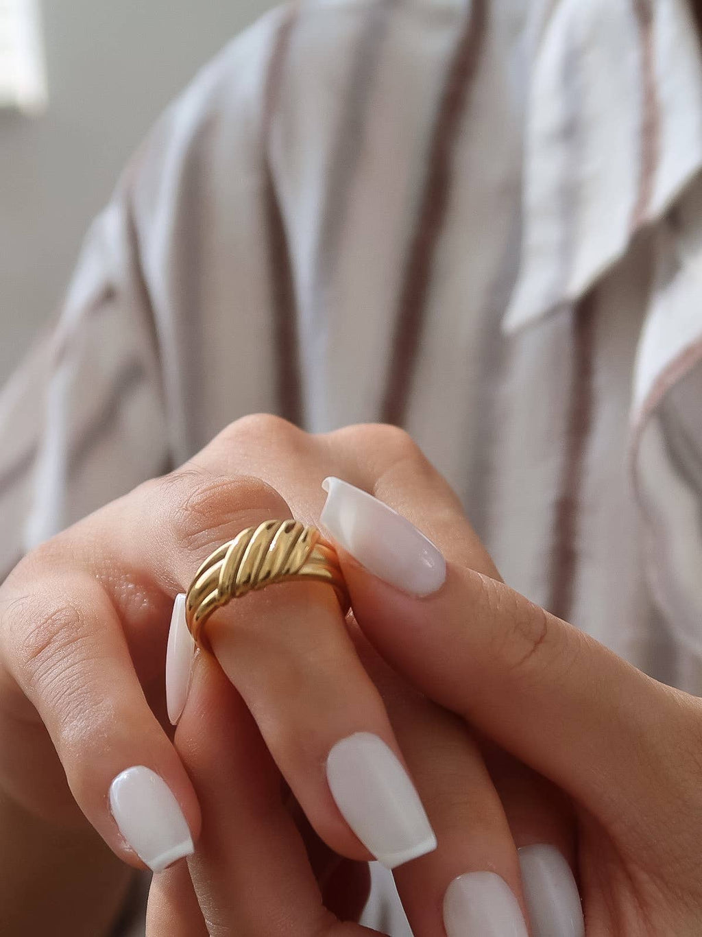 Duvette Twisted Dome Ring
