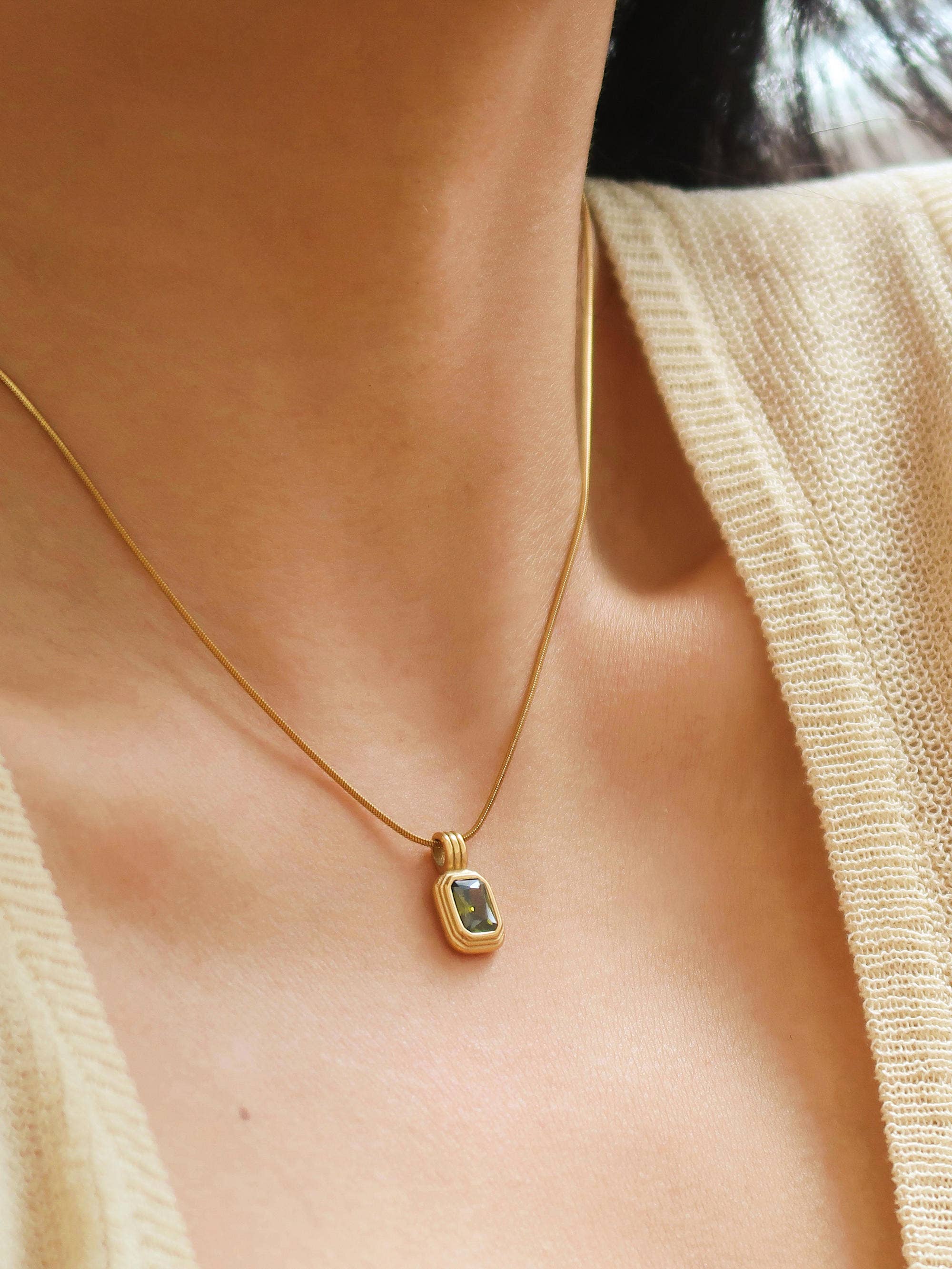 Maeve Necklace