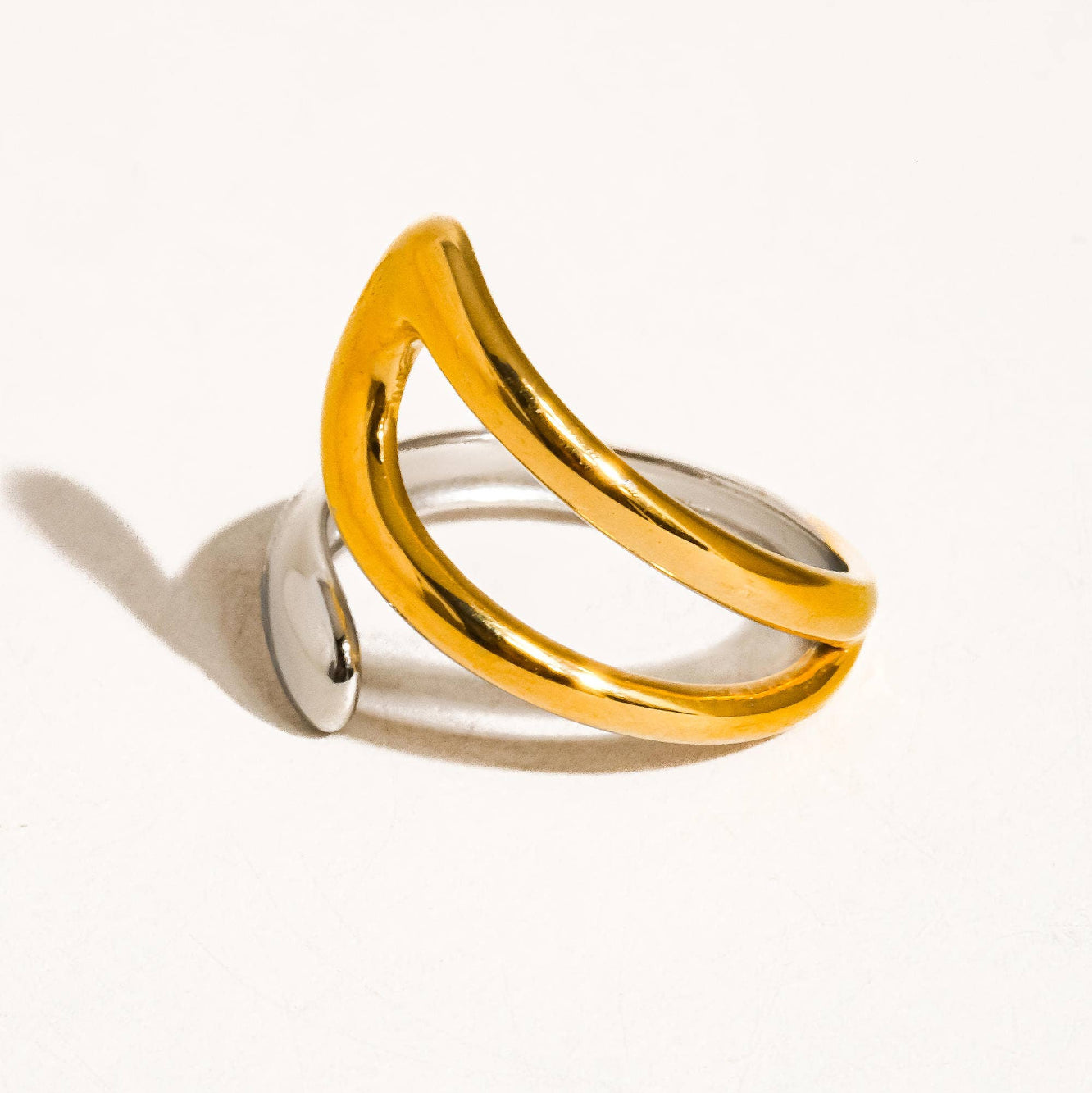Vill Two Toned Ring